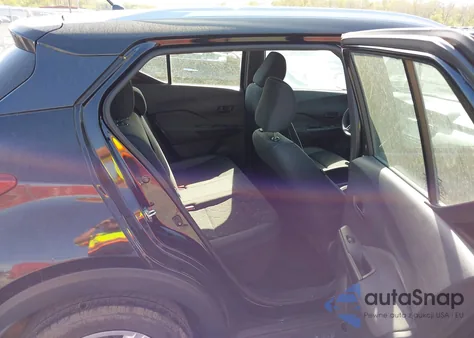 2019 Nissan Kicks S z USA, uszkodzony, nr VIN 3N1CP5CU3KL549138